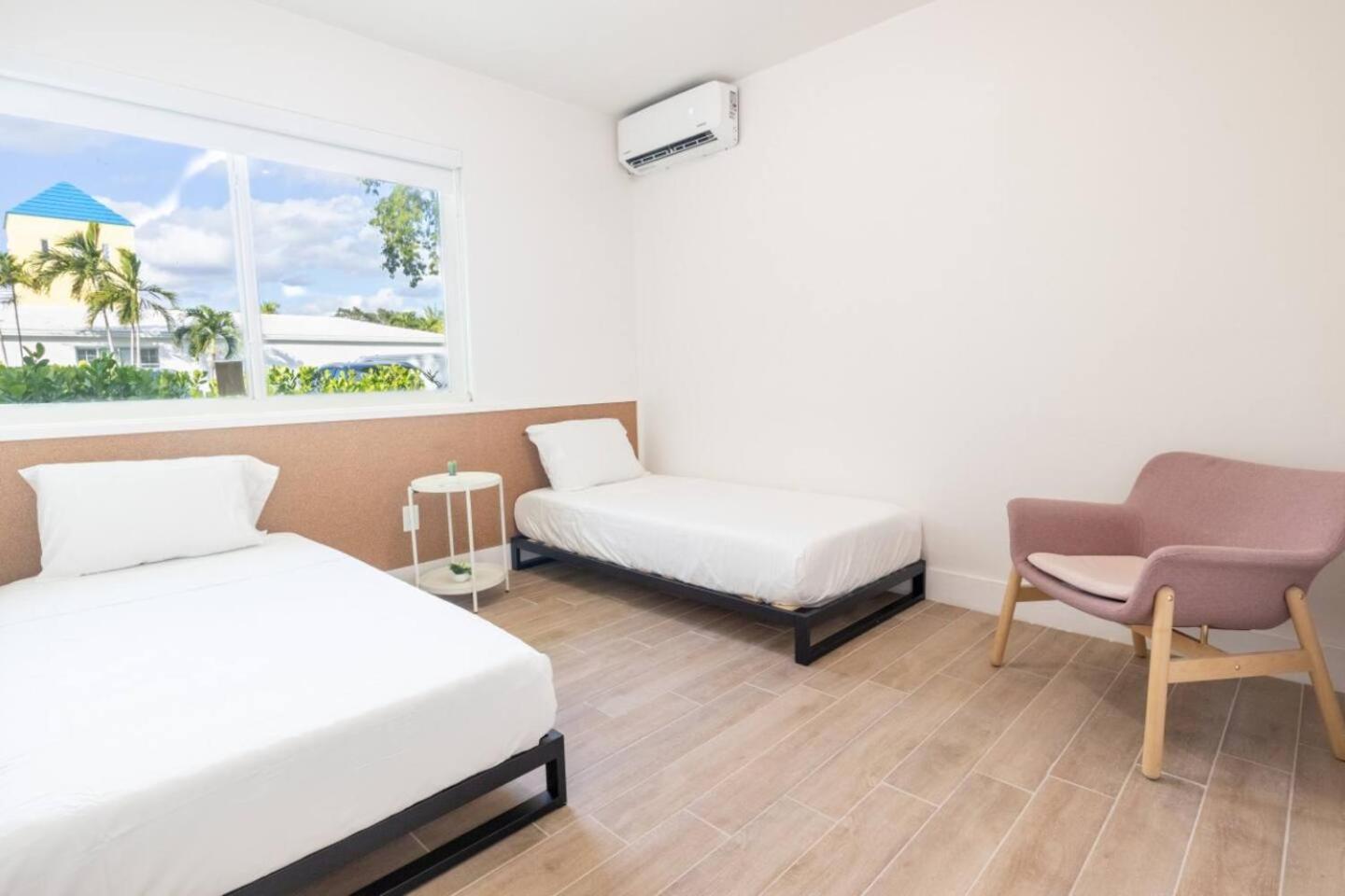Stylish 2Bed Apartment El Portal ไมอามี ภายนอก รูปภาพ